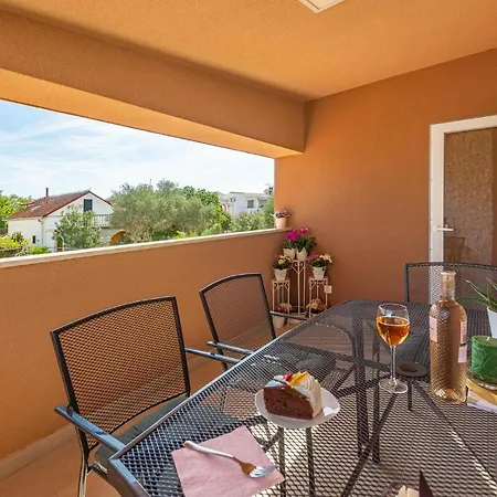 1 Bedroom Beautiful In Vir